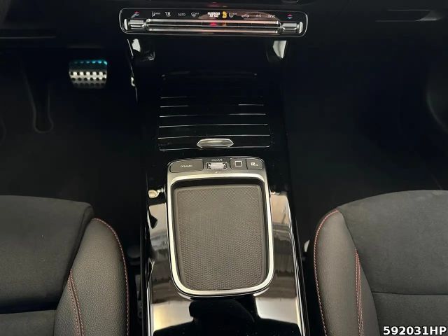 Mercedes-Benz A 200 AMG Line