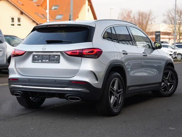 Mercedes-Benz GLA 250 AMG Line
