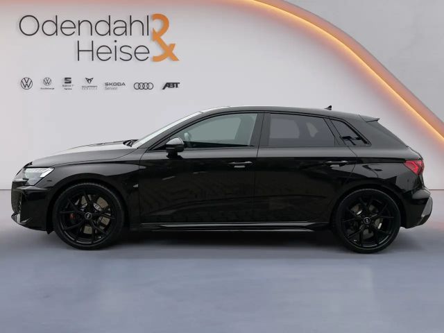 Audi RS3 S-Tronic Sedan Sportback