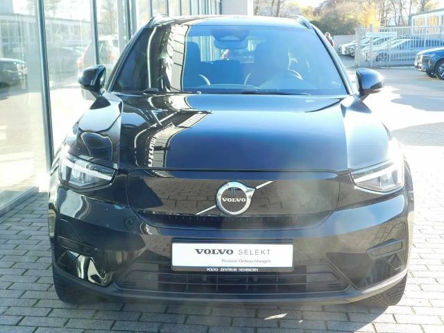 Volvo XC40 AWD Plus Recharge Twin Engine