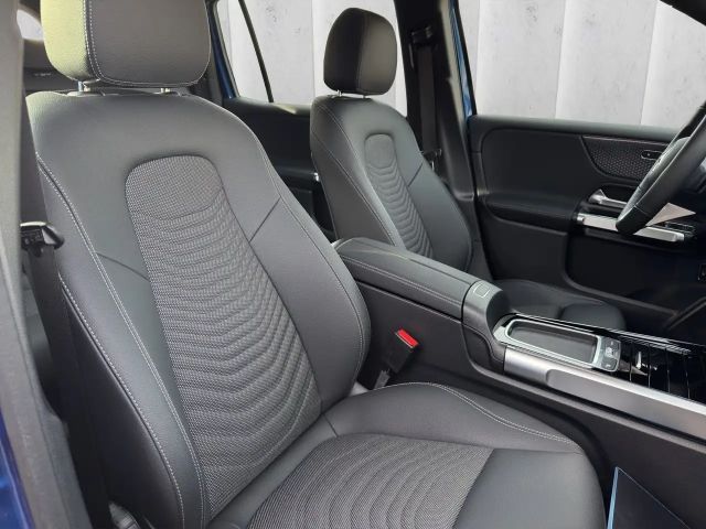 Mercedes-Benz EQB 300 4MATIC Progressive