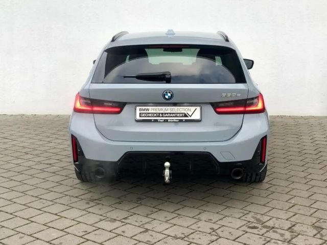 BMW 330 330e M-Sport