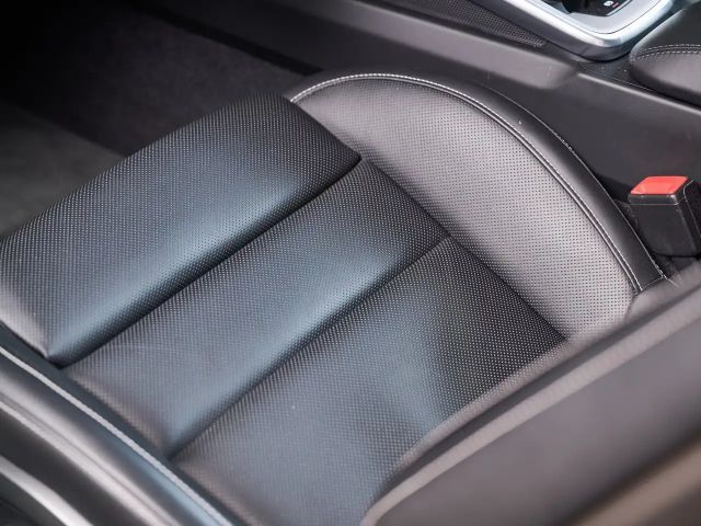 Porsche 911 4 Carrera Coupé