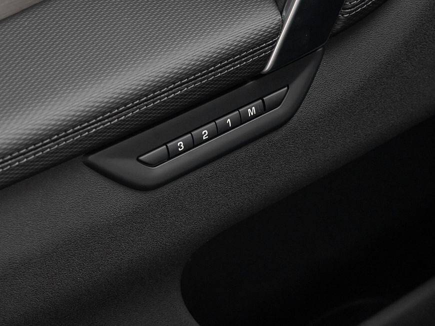 Land Rover Discovery Sport M5