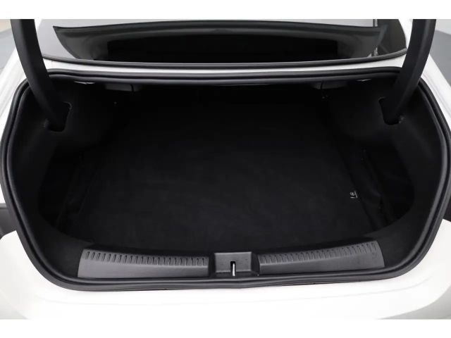 Mercedes-Benz CLA 200 AMG Line Coupé