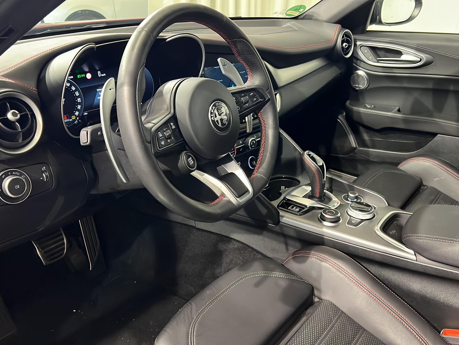 Alfa Romeo Giulia Q4