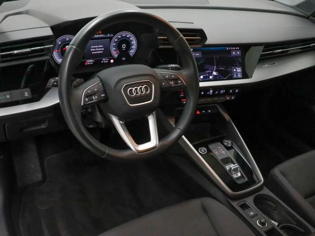 Audi A3 30 TDI S-Tronic Sedan