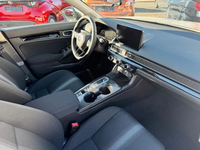 Honda Civic Elegance e:HEV