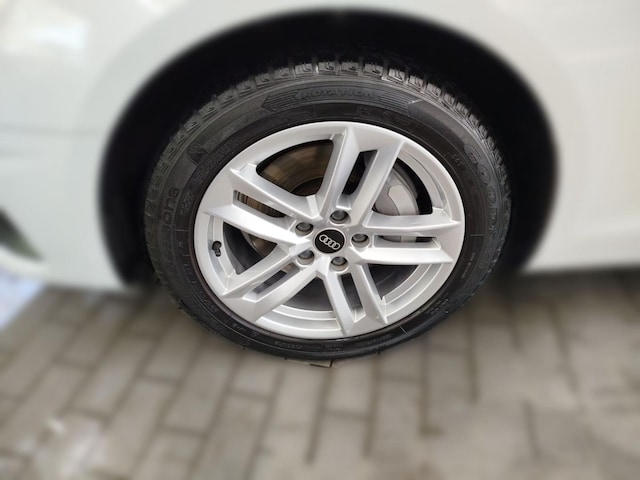 Audi A4 40 TFSI Avant S-Tronic