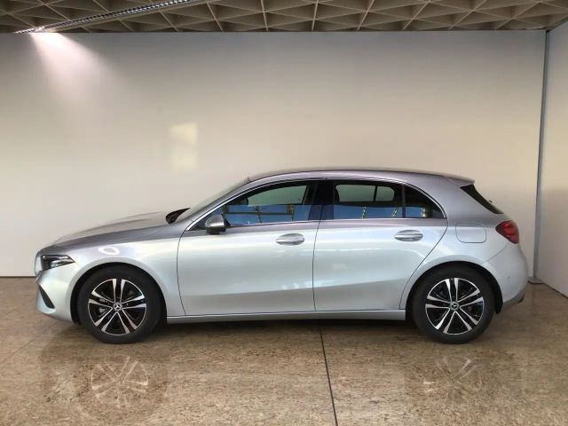 Mercedes-Benz A 200 Progressive