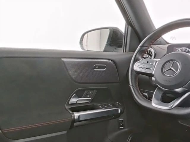 Mercedes-Benz EQB 250 AMG Line