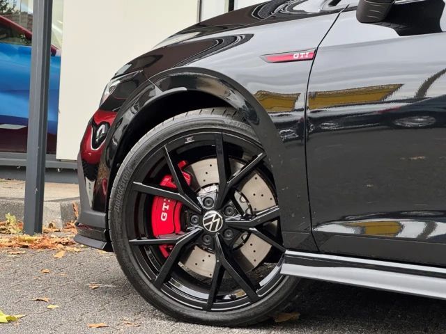 Volkswagen Golf 2.0 TSI GTI