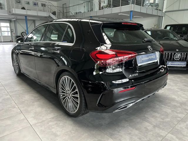 Mercedes-Benz A 250 4MATIC AMG Line Premium