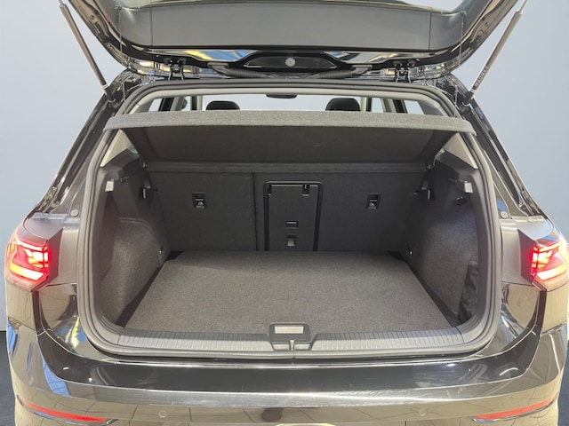 Volkswagen Golf 1.5 eTSI DSG Golf VIII