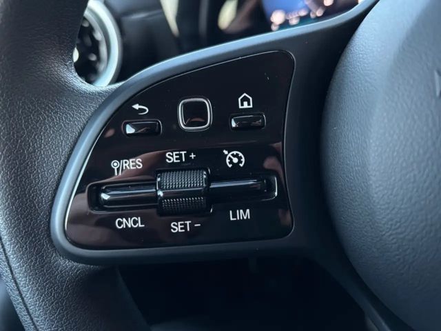 Mercedes-Benz CLA 250 4MATIC Shooting Brake