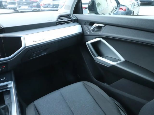 Audi Q3 35 TFSI S-Line Sport
