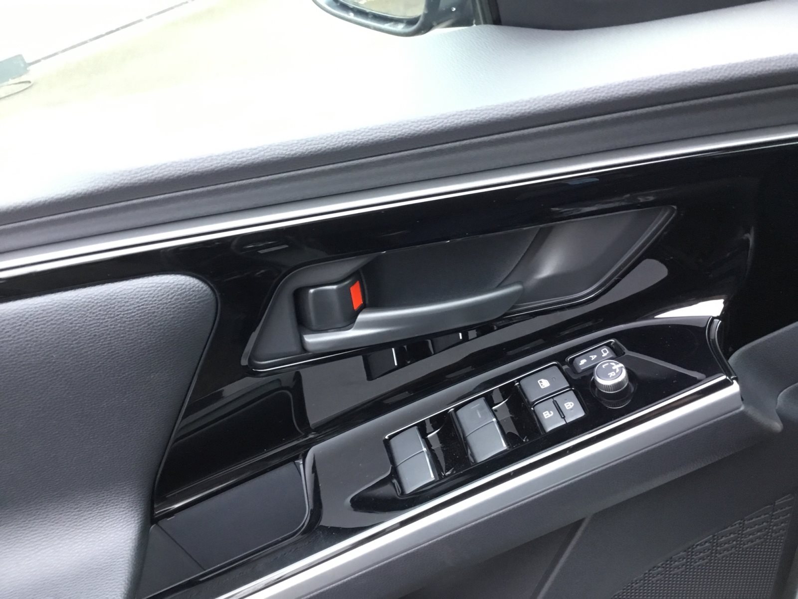 Toyota bZ4X 5-deurs Team D