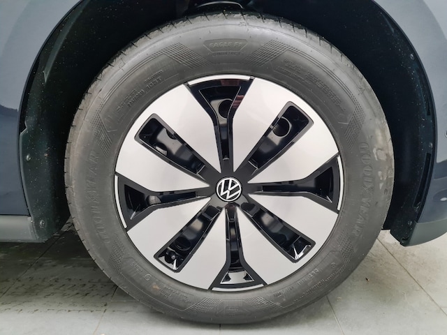 Volkswagen ID.Buzz Info+ Assist AHL Schuko Kamera