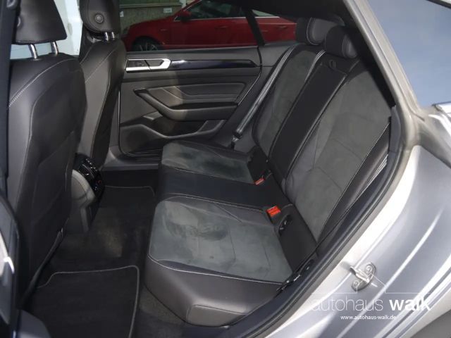 Volkswagen Arteon 2.0 TSI DSG R-Line