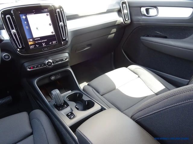 Volvo XC40 R-Design Recharge T5