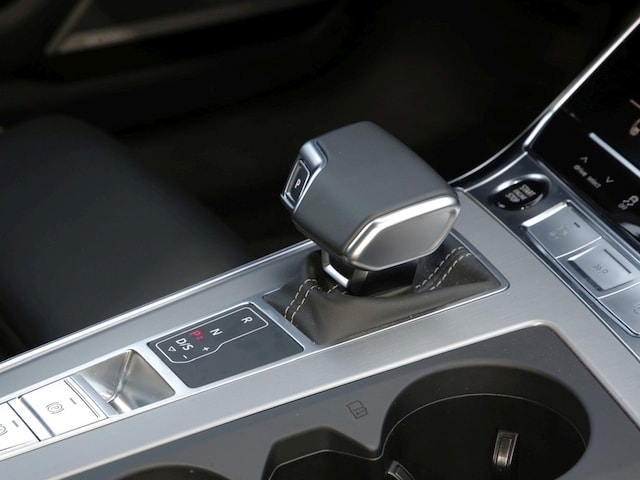 Audi A6 45 TDI Avant Quattro S-Line S-Tronic