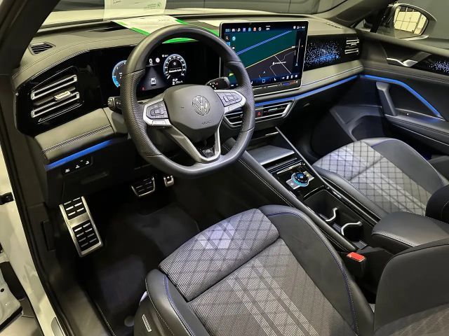 Volkswagen Tiguan 4Motion R-Line Style