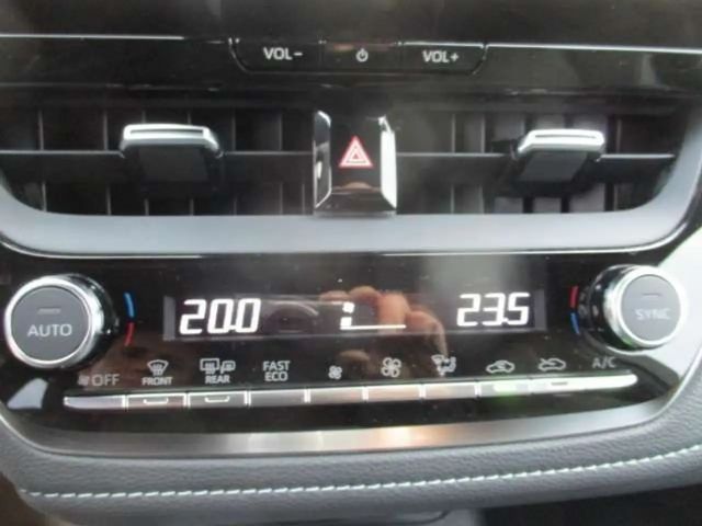 Toyota Corolla Active