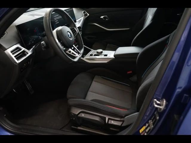 BMW 330 M-Sport Sedan xDrive