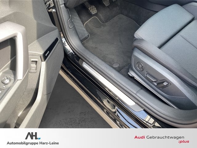 Audi A3 30 TFSI S-Line Sedan