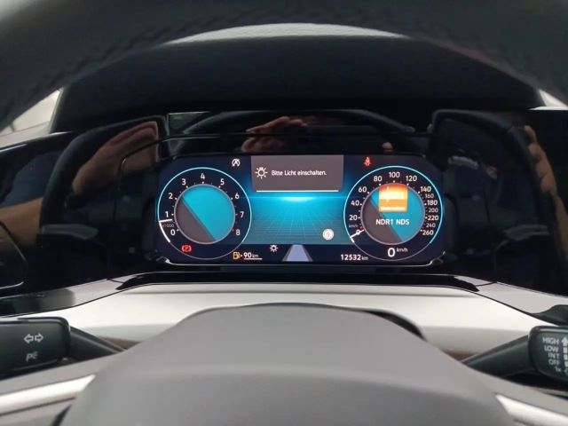 Volkswagen Golf 1.5 TSI Golf VIII Life