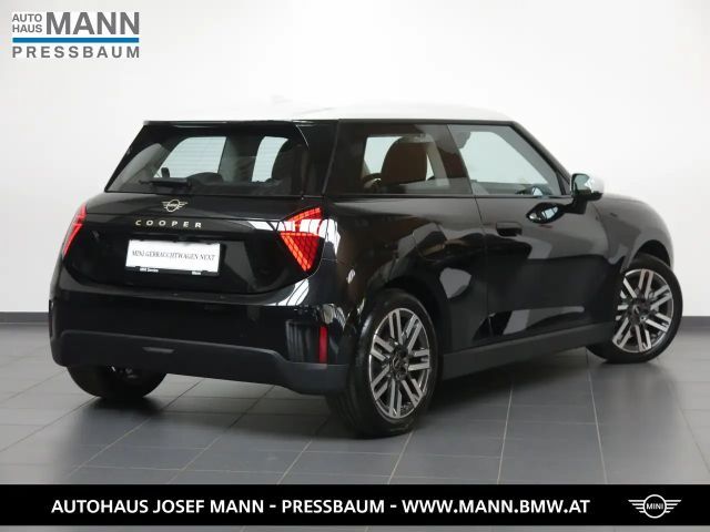 MINI Cooper E Cooper E