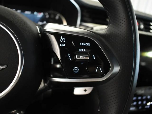 Jaguar F-Pace AWD D200 R-Dynamic S