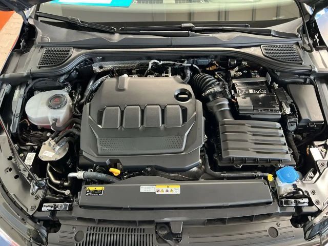 Volkswagen Golf 2.0 TDI DSG IQ.Drive Variant