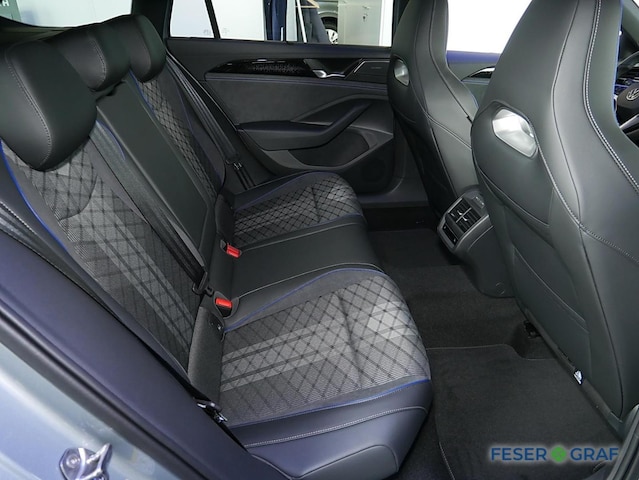 Volkswagen Passat 4Motion R-Line