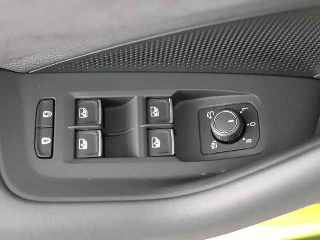 Volkswagen Passat 4Motion DSG R-Line Variant