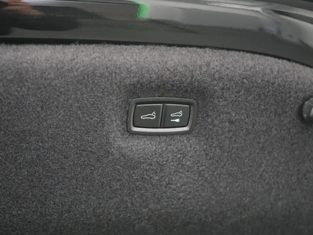 Audi e-tron CARBON ACC HUD B&O SITZBELÜFTUNG PANO SHZ