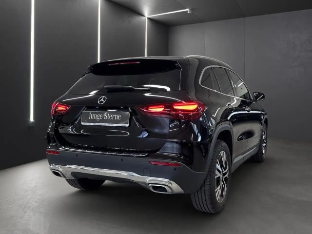 Mercedes-Benz GLA 180 Progressive
