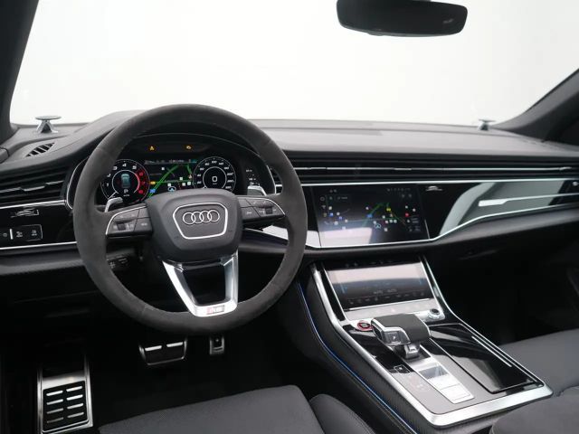 Audi RS Q8 Performance