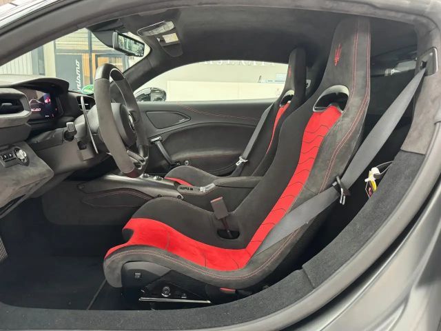 Maserati MC20 mit CARBON-Paketen! Weihnachtsdeal 2025