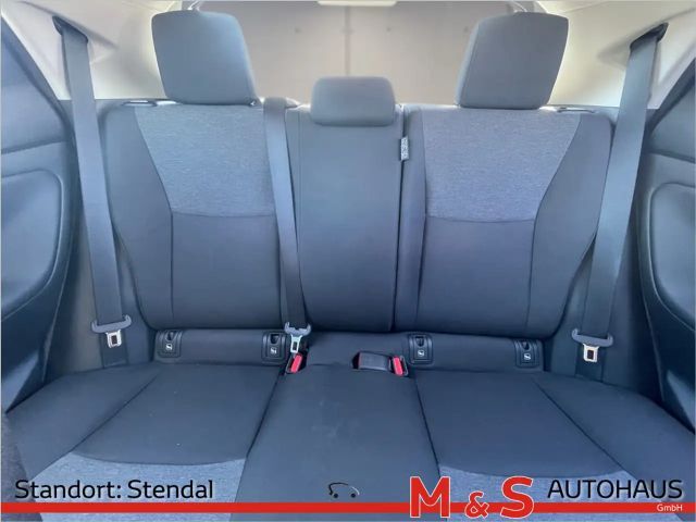 Toyota Yaris 1.0 VVT-i Basis