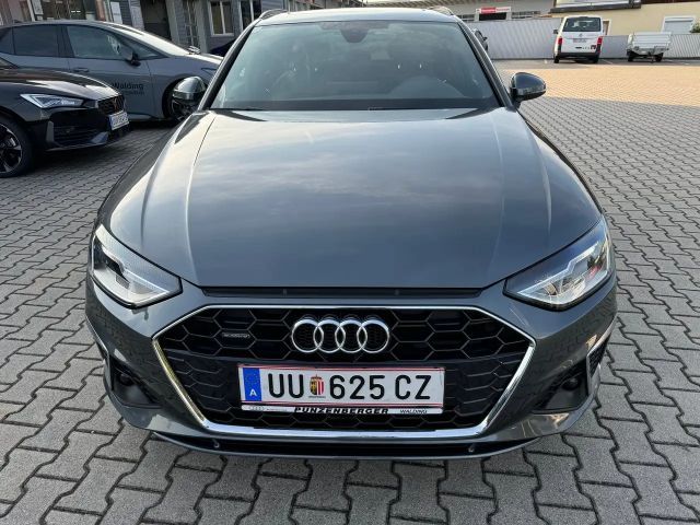 Audi A4 40 TDI Quattro S-Line