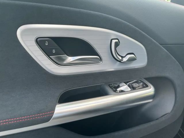 Mercedes-Benz CLA 250 AMG Line Coupé