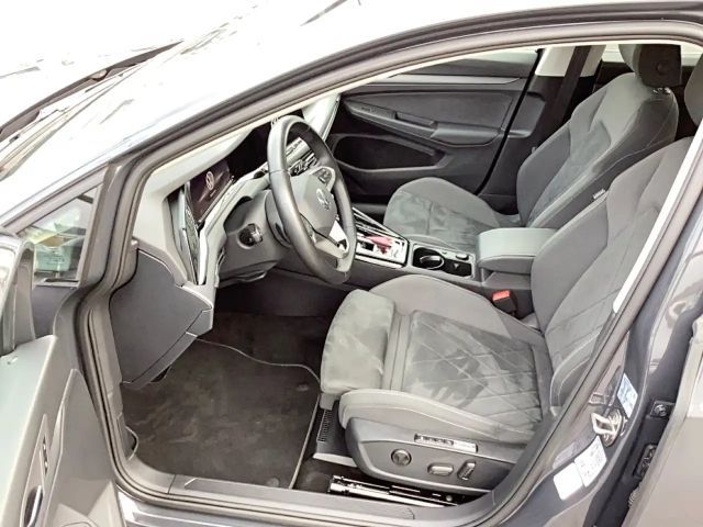 Volkswagen Golf DSG Style Variant