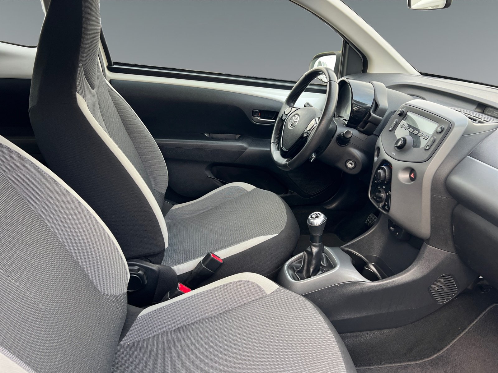 Toyota Aygo Play X-play