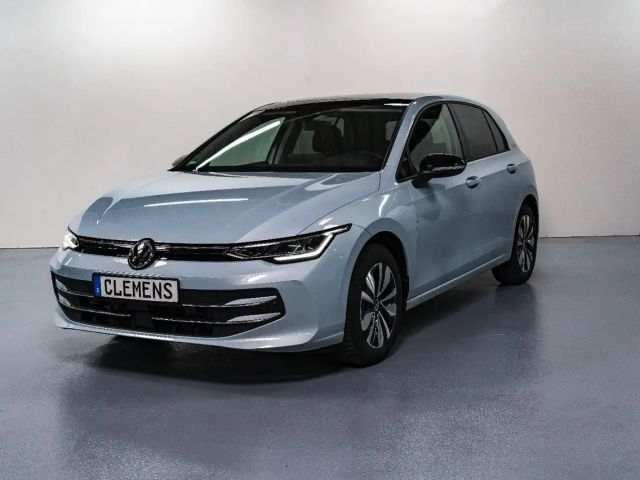 Volkswagen Golf 1.5 eTSI
