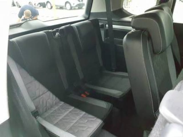 Volkswagen Touran 1.5 TSI