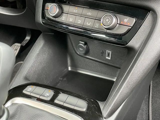 Opel Corsa F *180° KAMERA*LED*SHZ*LHZ*CARPLAY*DAB*PDC*