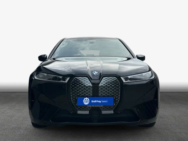 BMW iX xDrive40