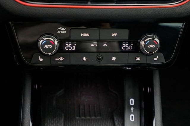 Skoda Kamiq 1.0 TSI Monte Carlo