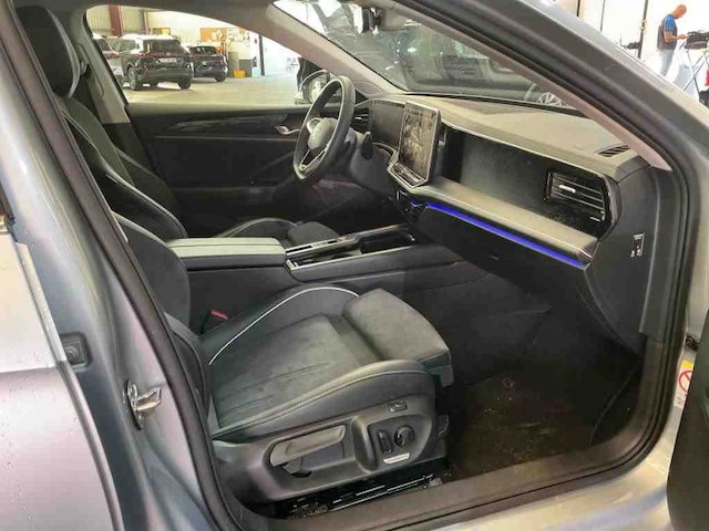 Volkswagen Passat 1.5 eTSI Business